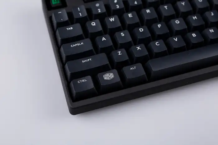 CoolerMaster 酷冷至尊烈焰枪XT V2 机械键盘- zFrontier 装备前线