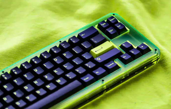 NR2 x Stellar65 亚克力机械键盘套件- zFrontier 装备前线