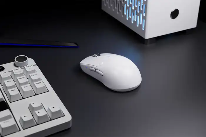 Pulsar 派世X2H v3 轻量无线电竞鼠标- zFrontier 装备前线