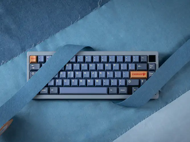 Taku 65% Reboot 客制化机械键盘套件- zFrontier 装备前线