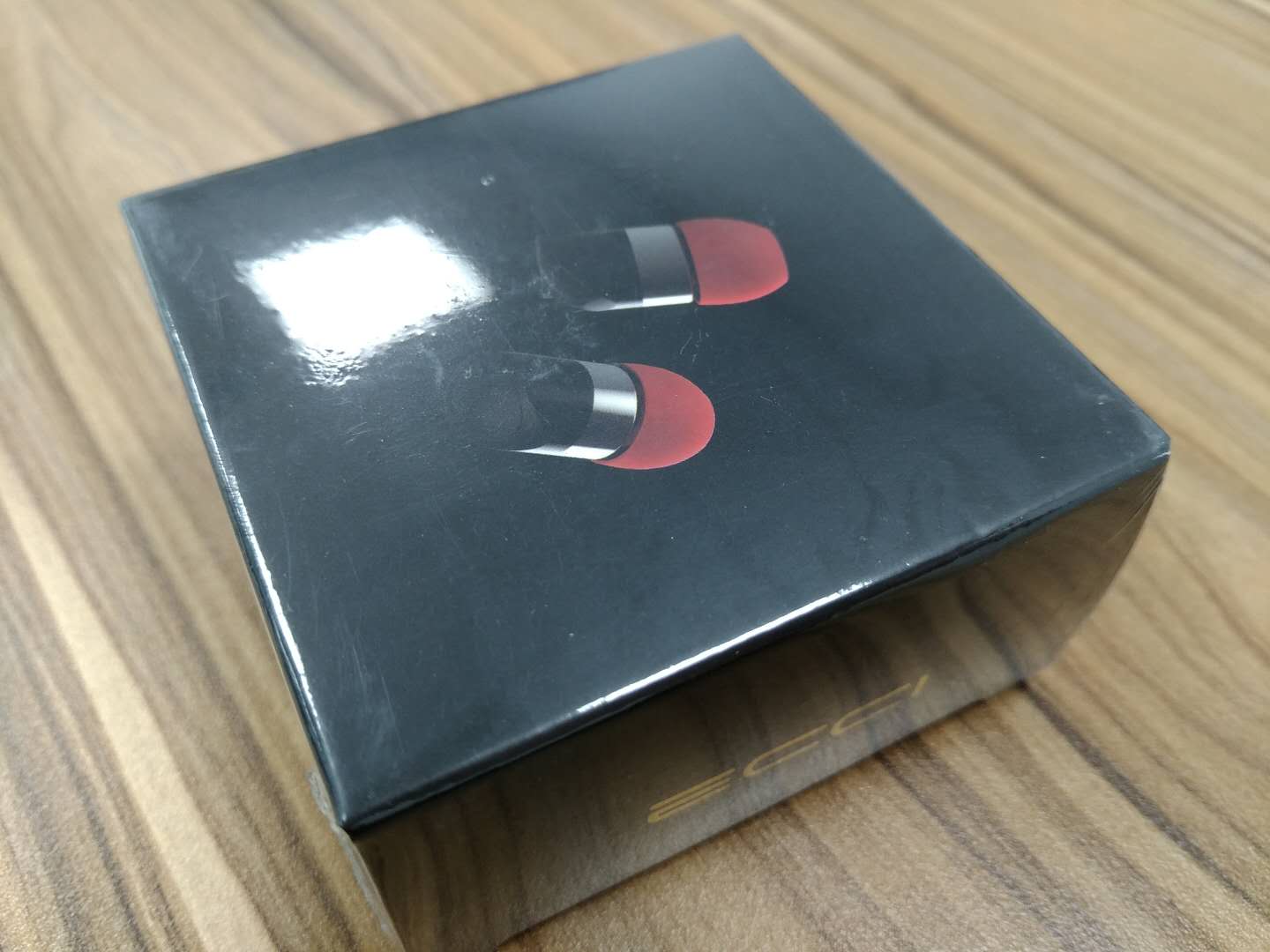 1130闪购入手ecci逸曦僵尸马克兔耳机