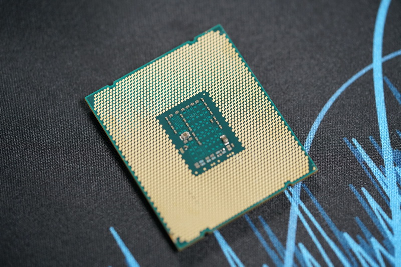 intelxeone52620v3es换下这颗亮机u