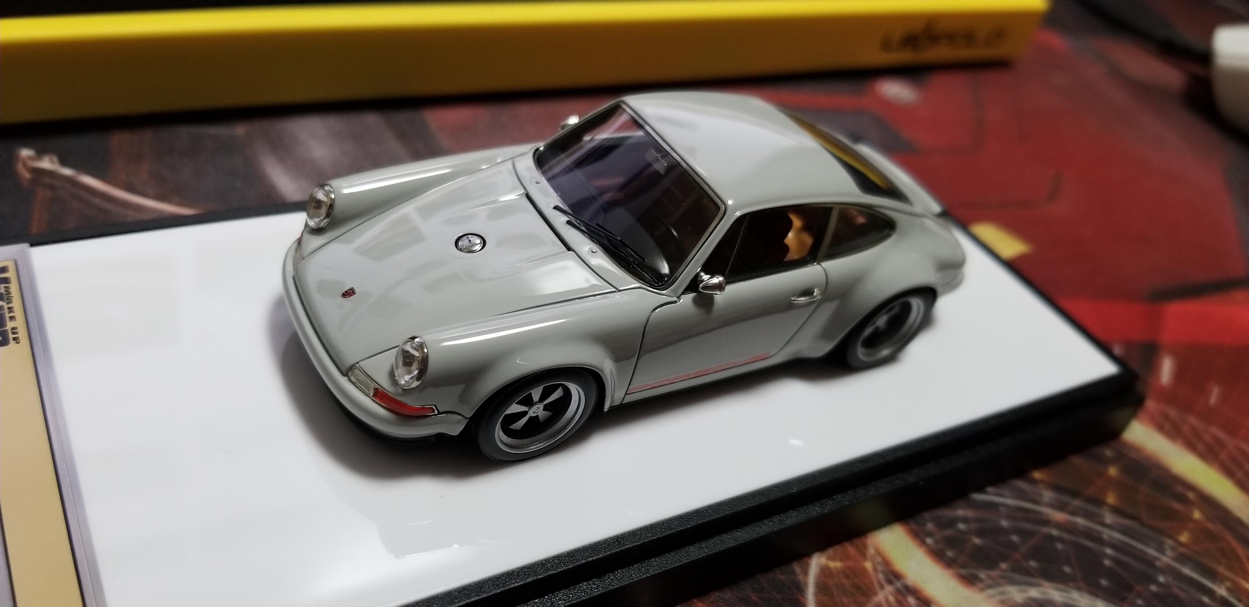 一只特殊的破鞋 911 Singer 964 Zfrontier 装备前线