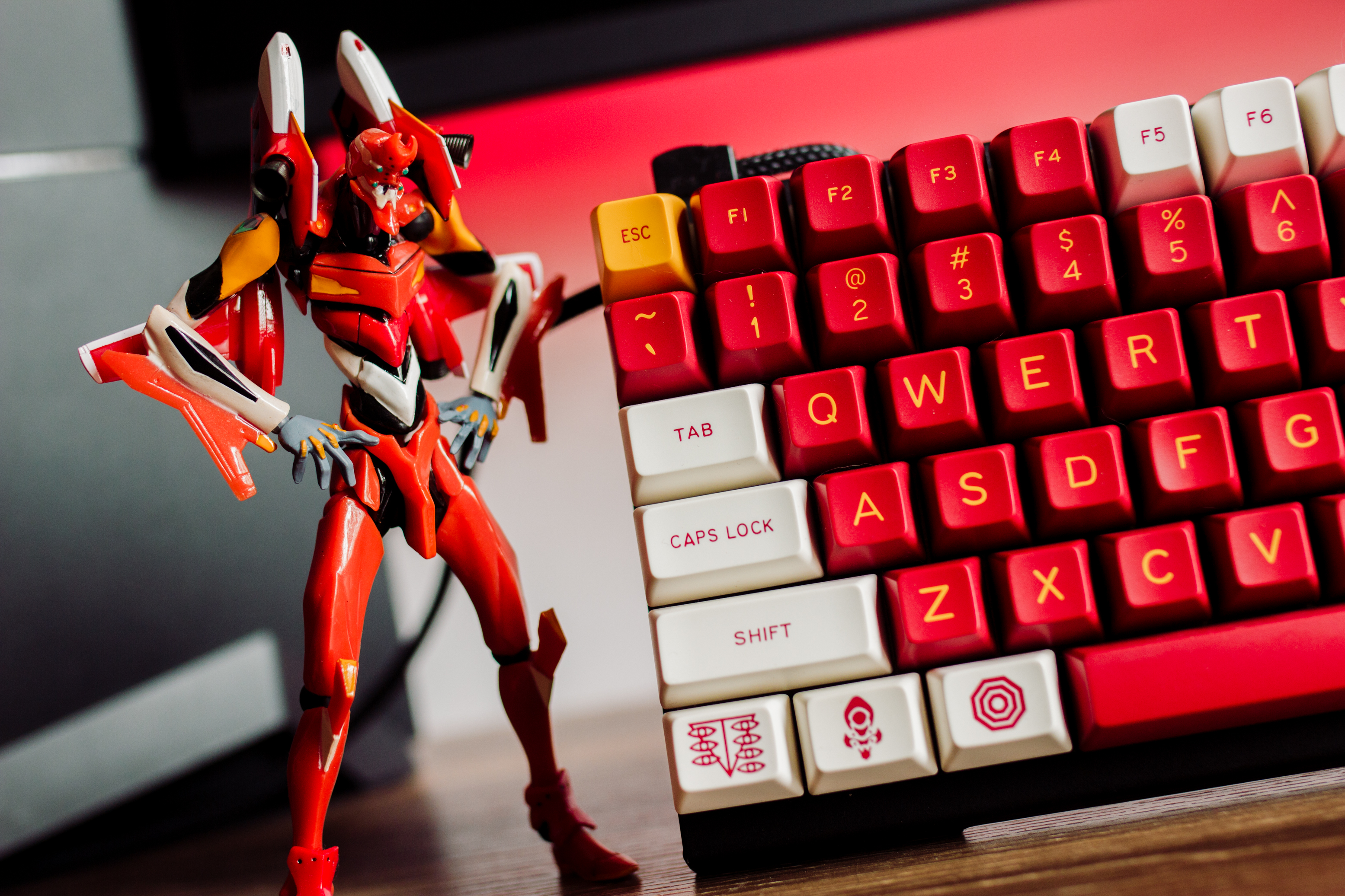 明日香的战斗服也是这个配色,所以这套本应叫"maxkey eva二号机"也