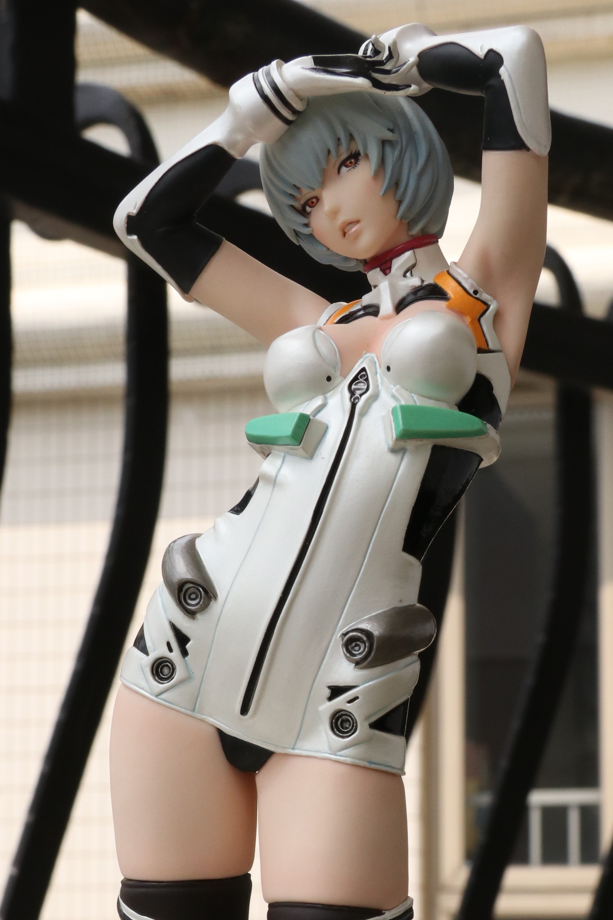 山下俊也笔下的绫波丽