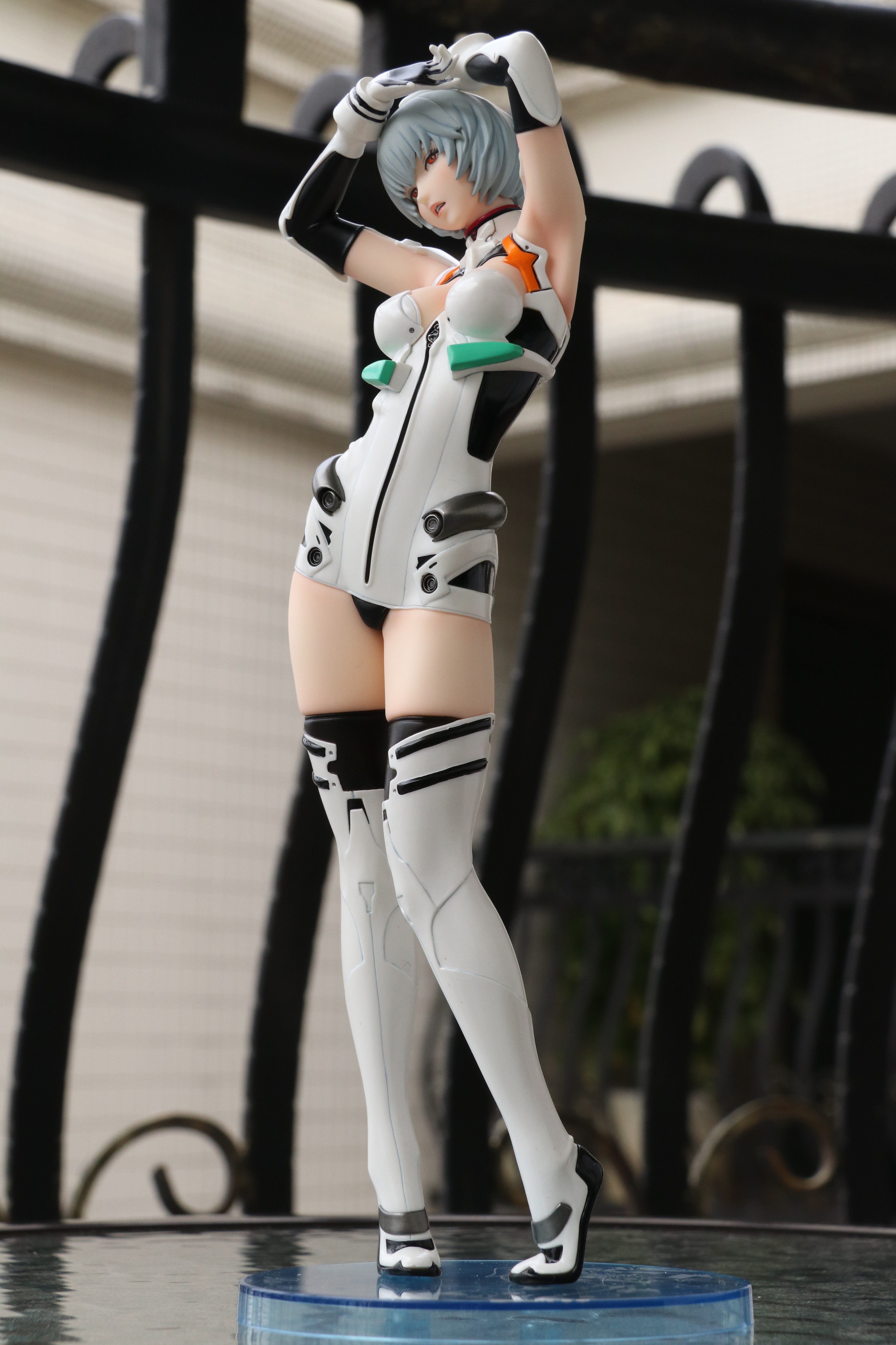 山下俊也笔下的绫波丽