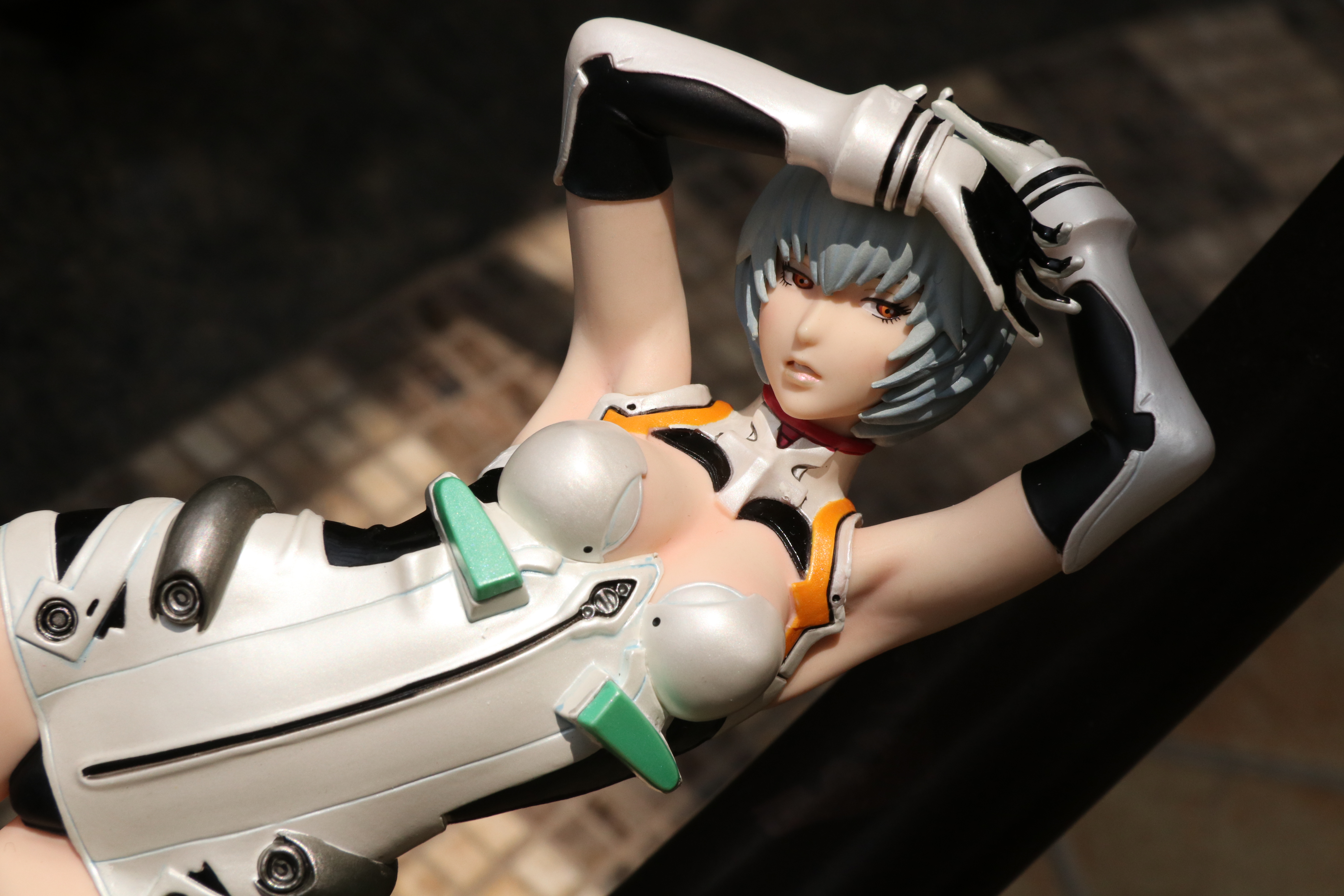 山下俊也笔下的绫波丽