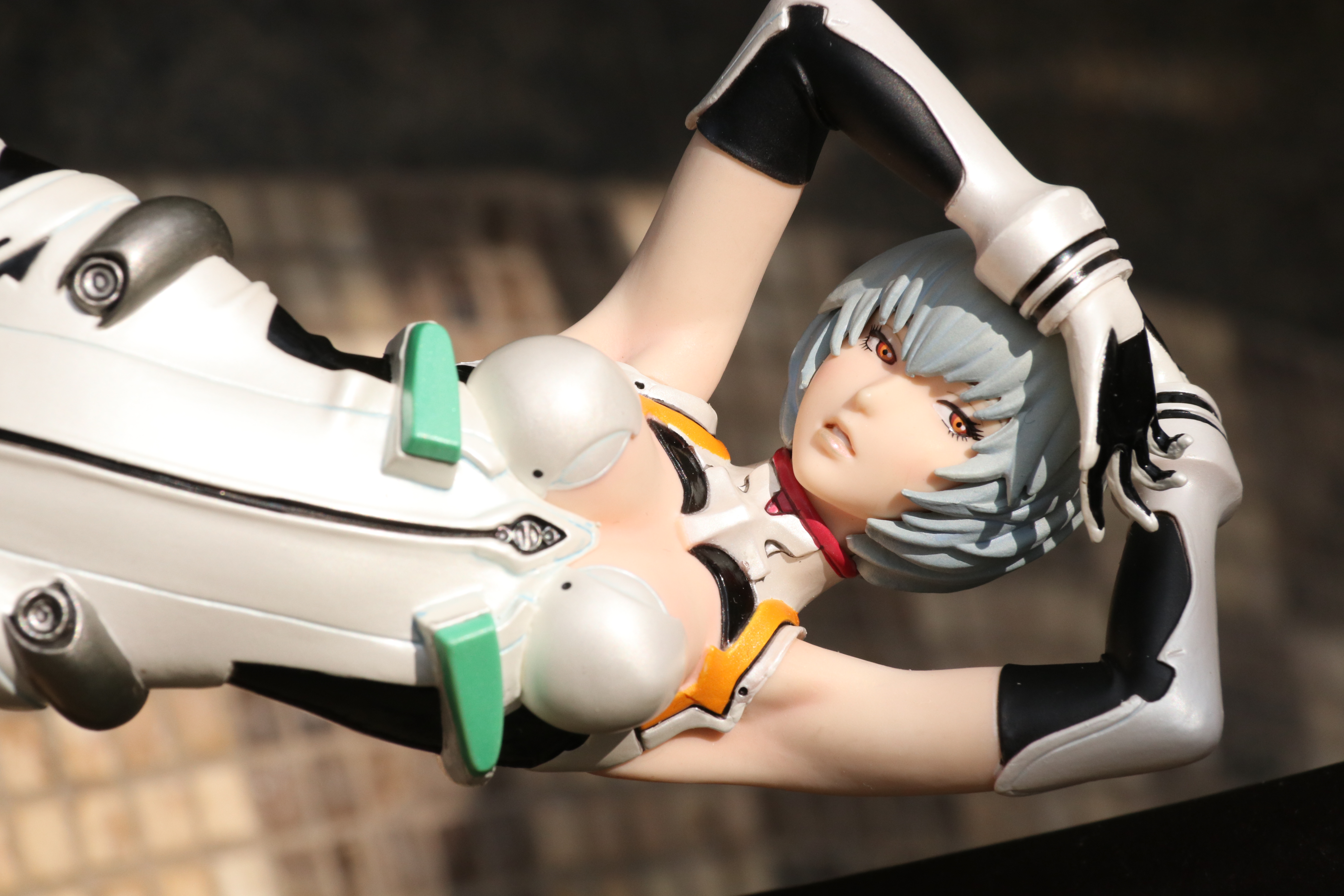 山下俊也笔下的绫波丽