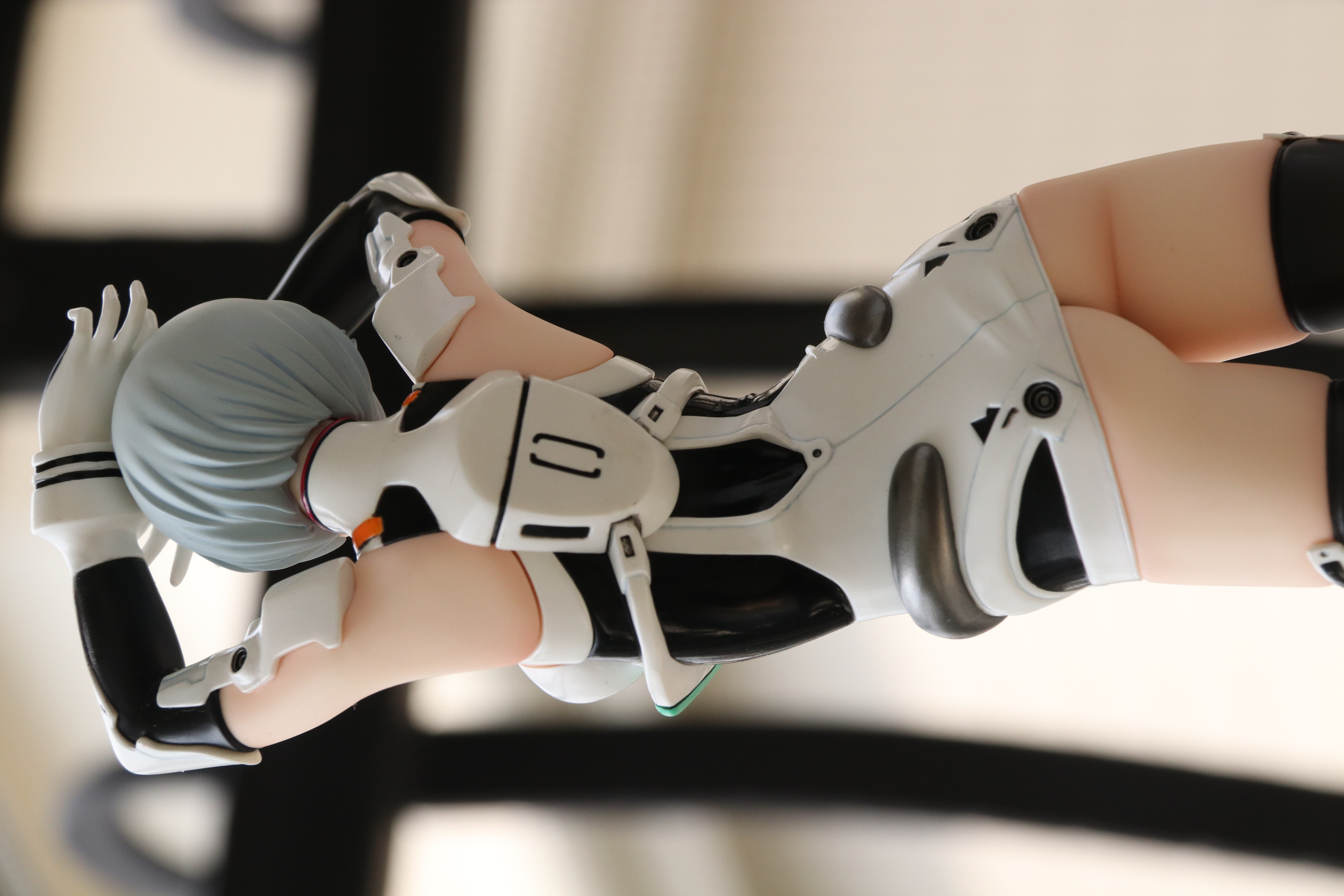 山下俊也笔下的绫波丽