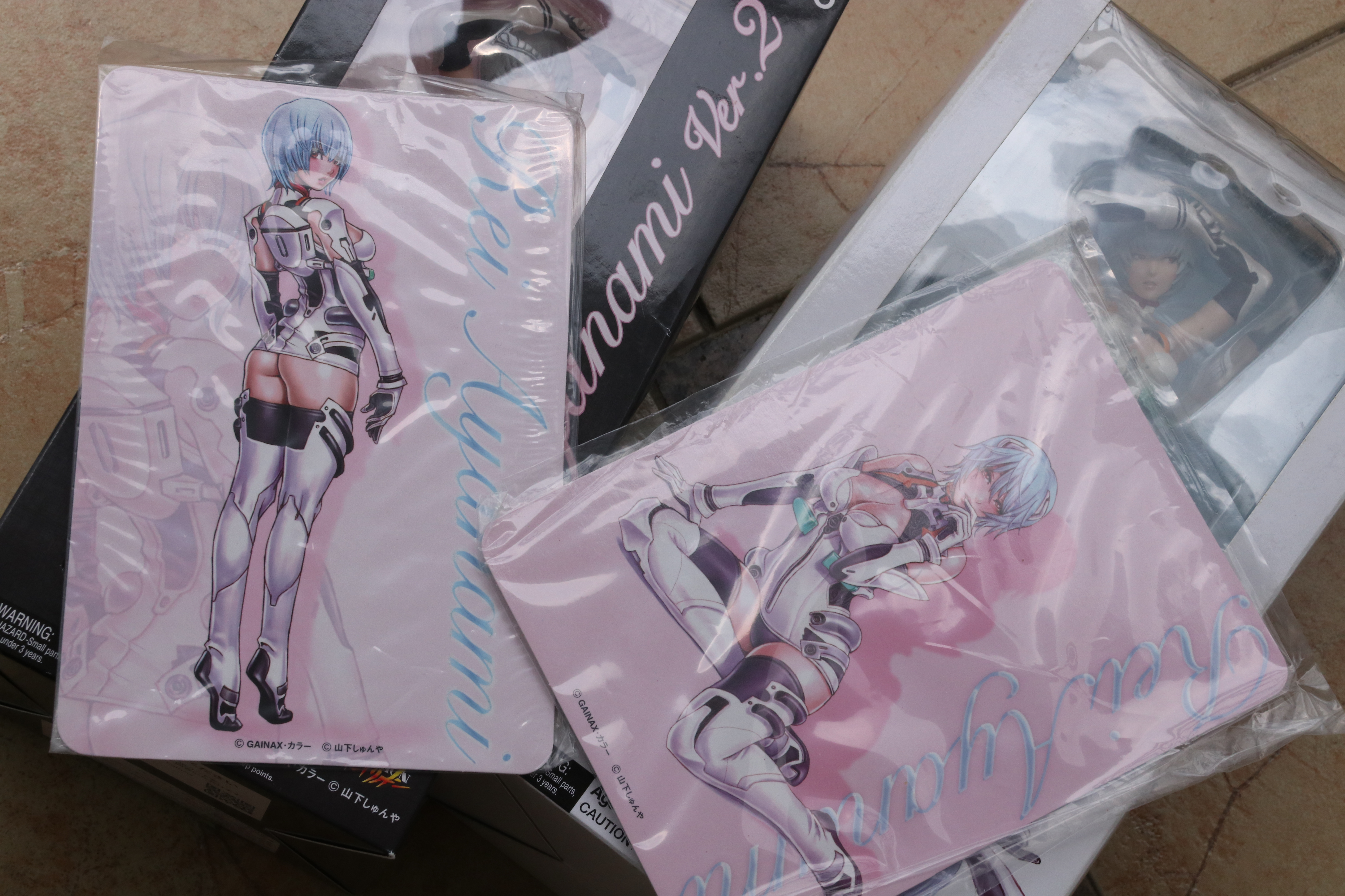 山下俊也笔下的绫波丽