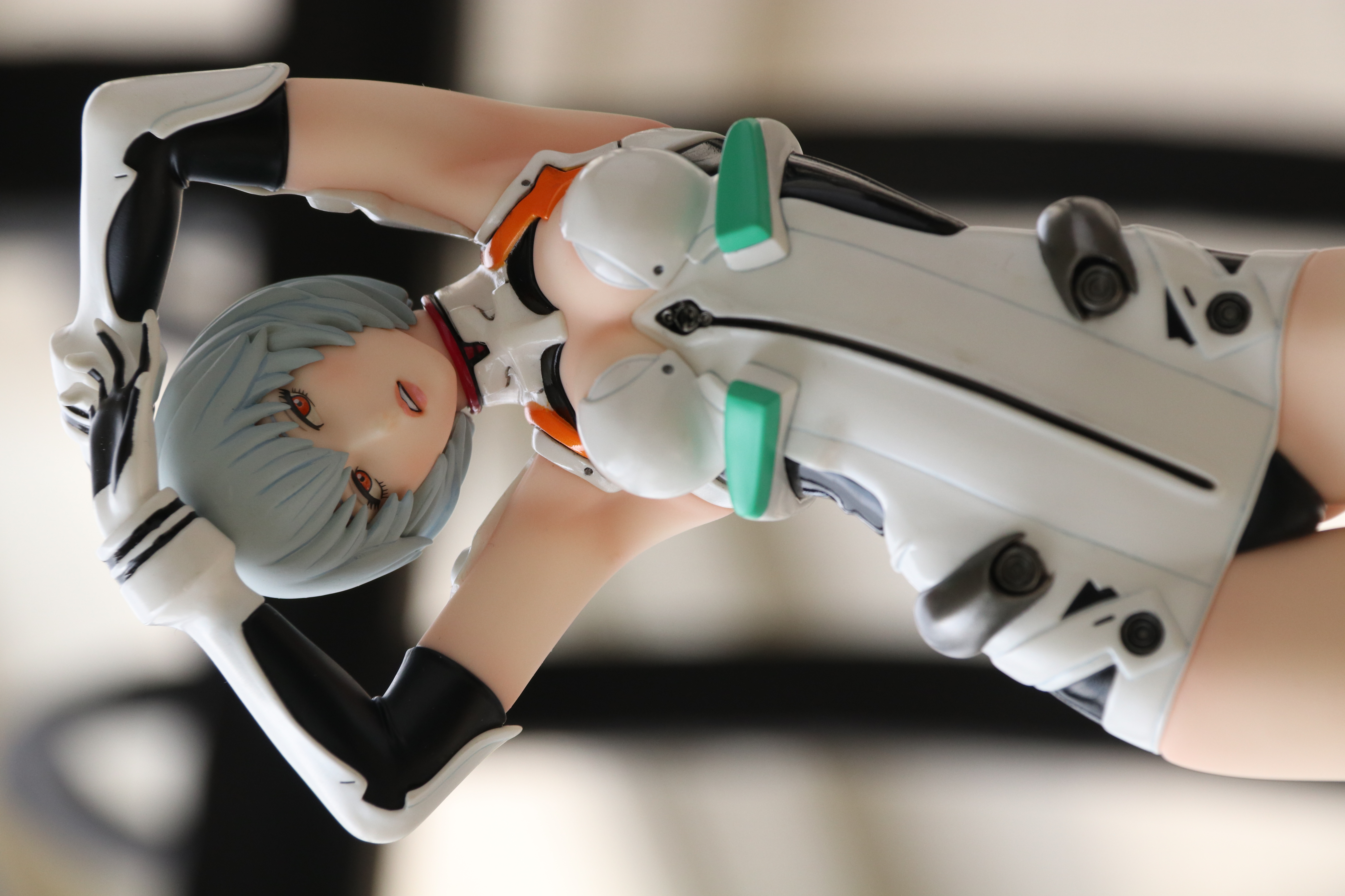 山下俊也笔下的绫波丽