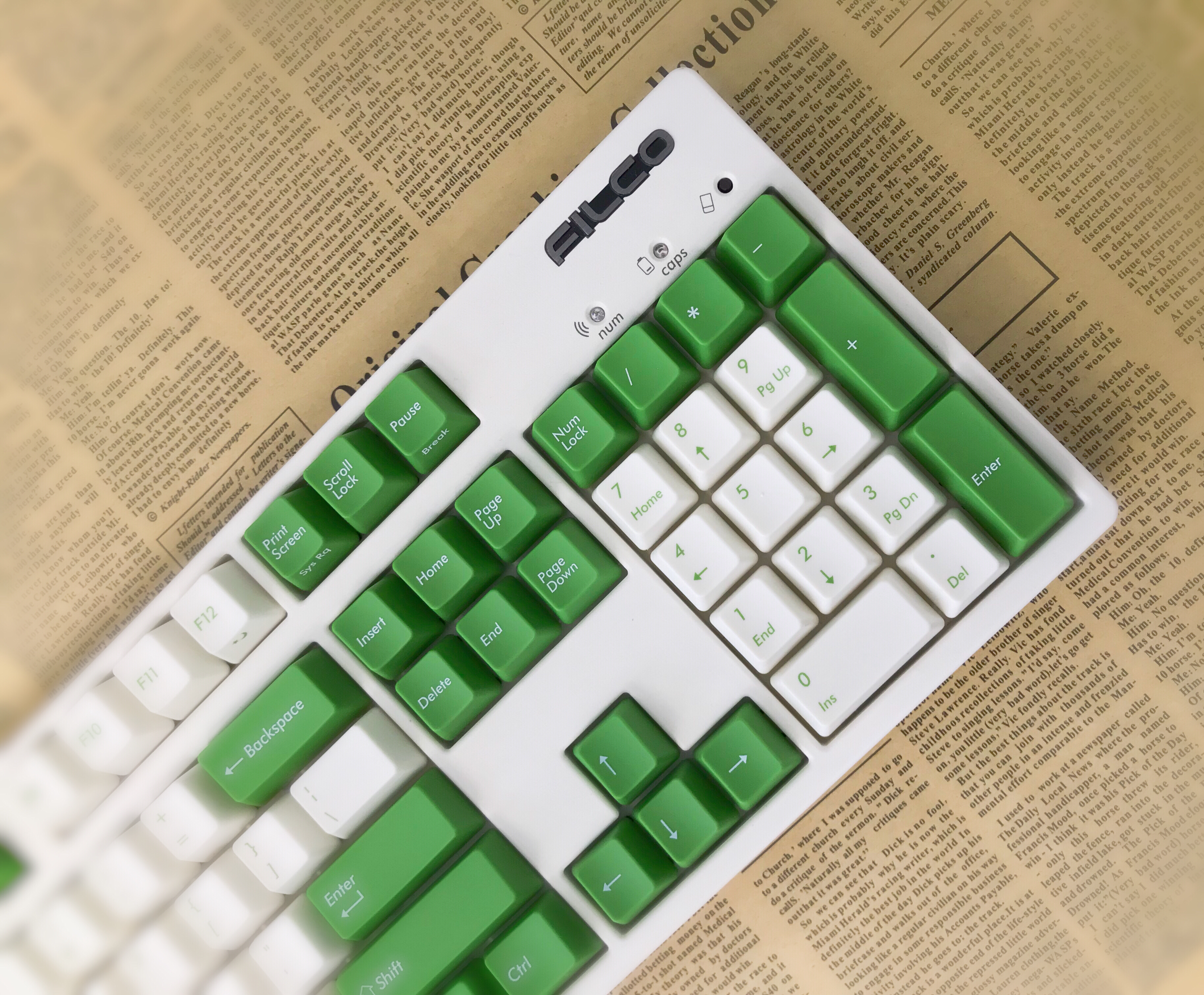 年度最佳当然是选择原谅她斐尔可奶酪绿104键盘