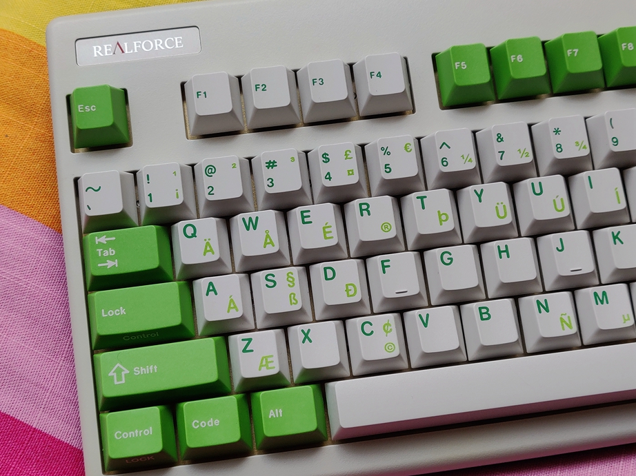 一般是日本产的rf和hhkb)键盘,他们心中总有那么一点点的小奢望,希望