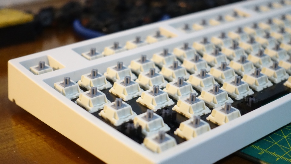 leopold极星灰轴上手体验