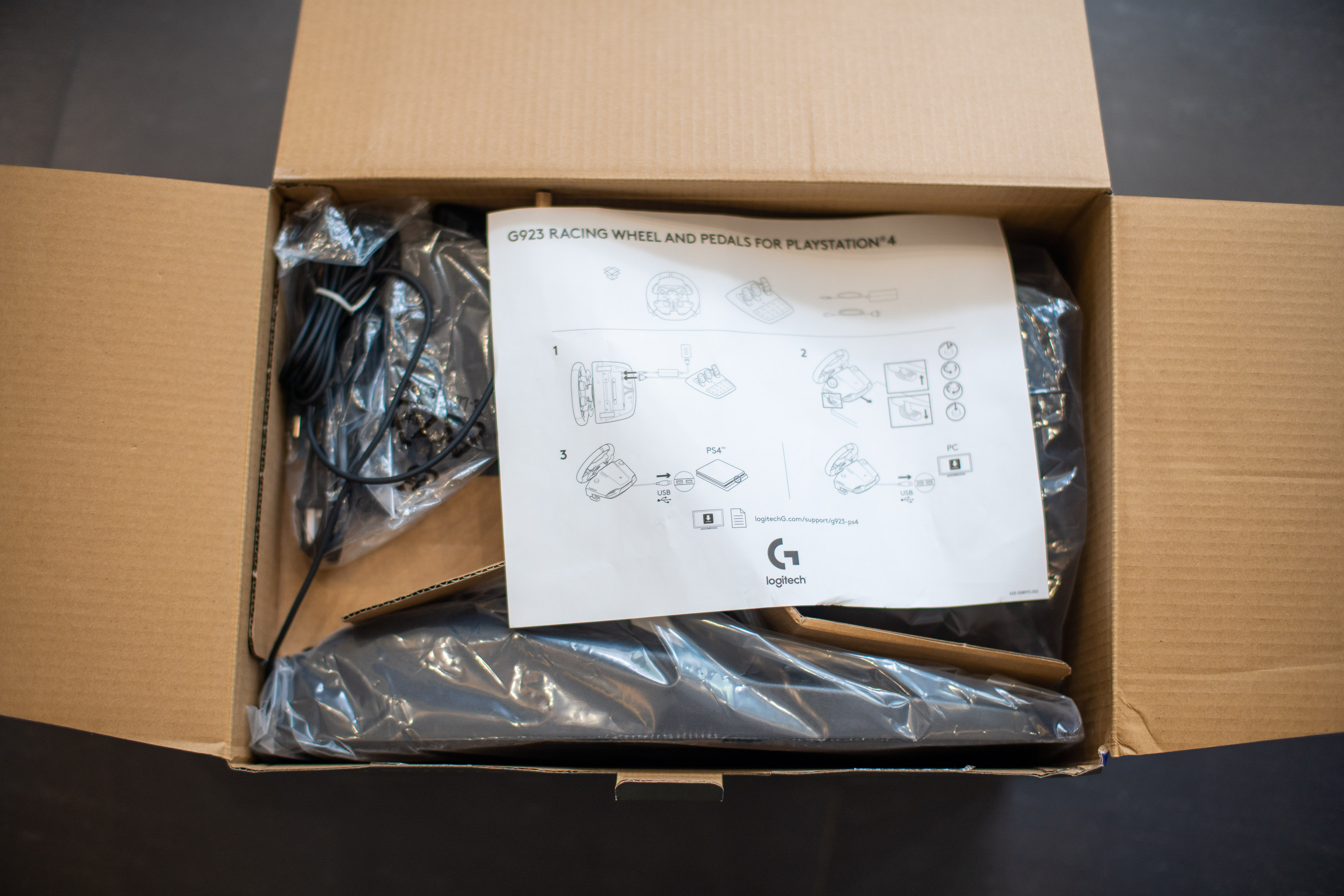 罗技g923开箱恰到好处的升级