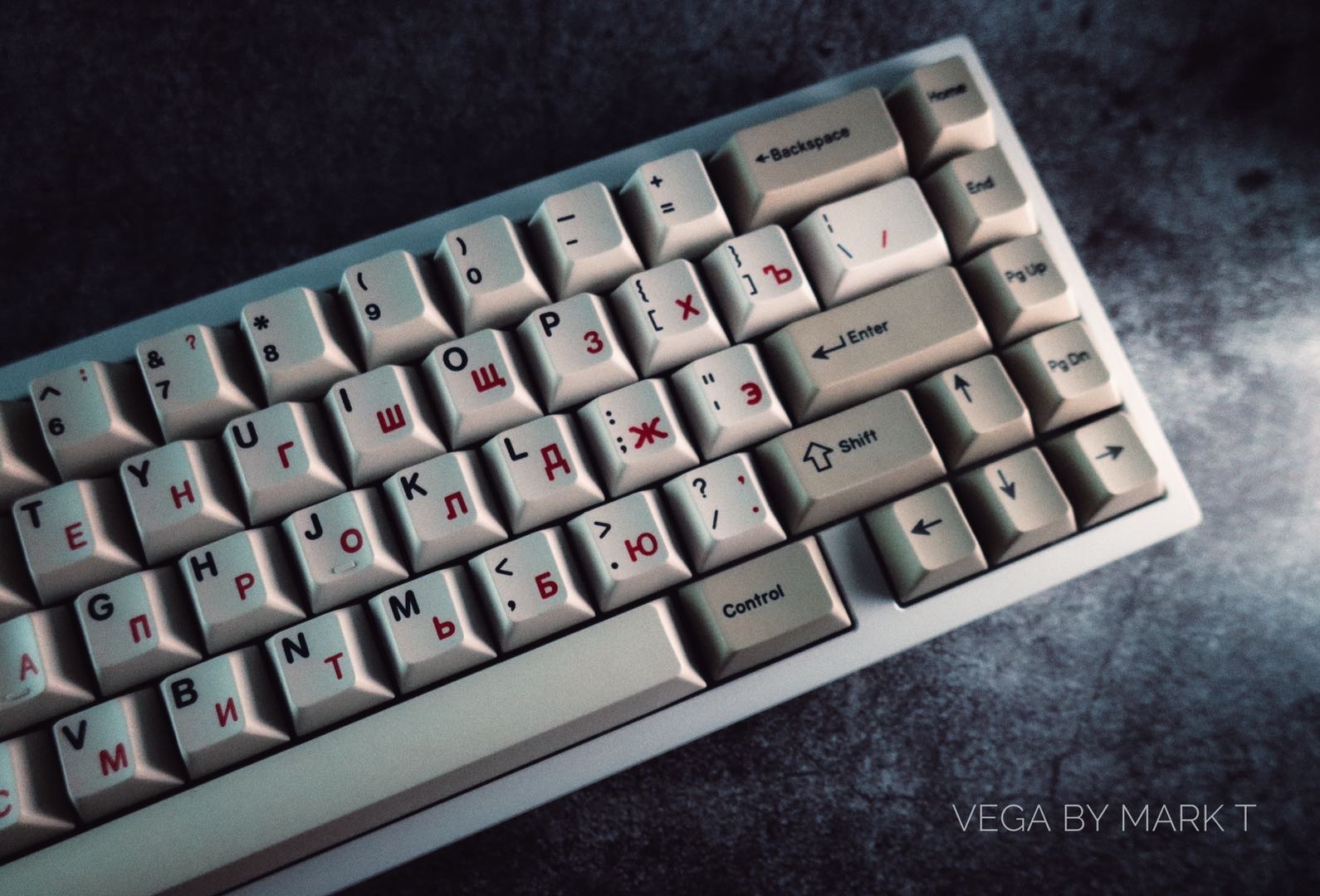 有点想来把红警了vega机械键盘装备签到