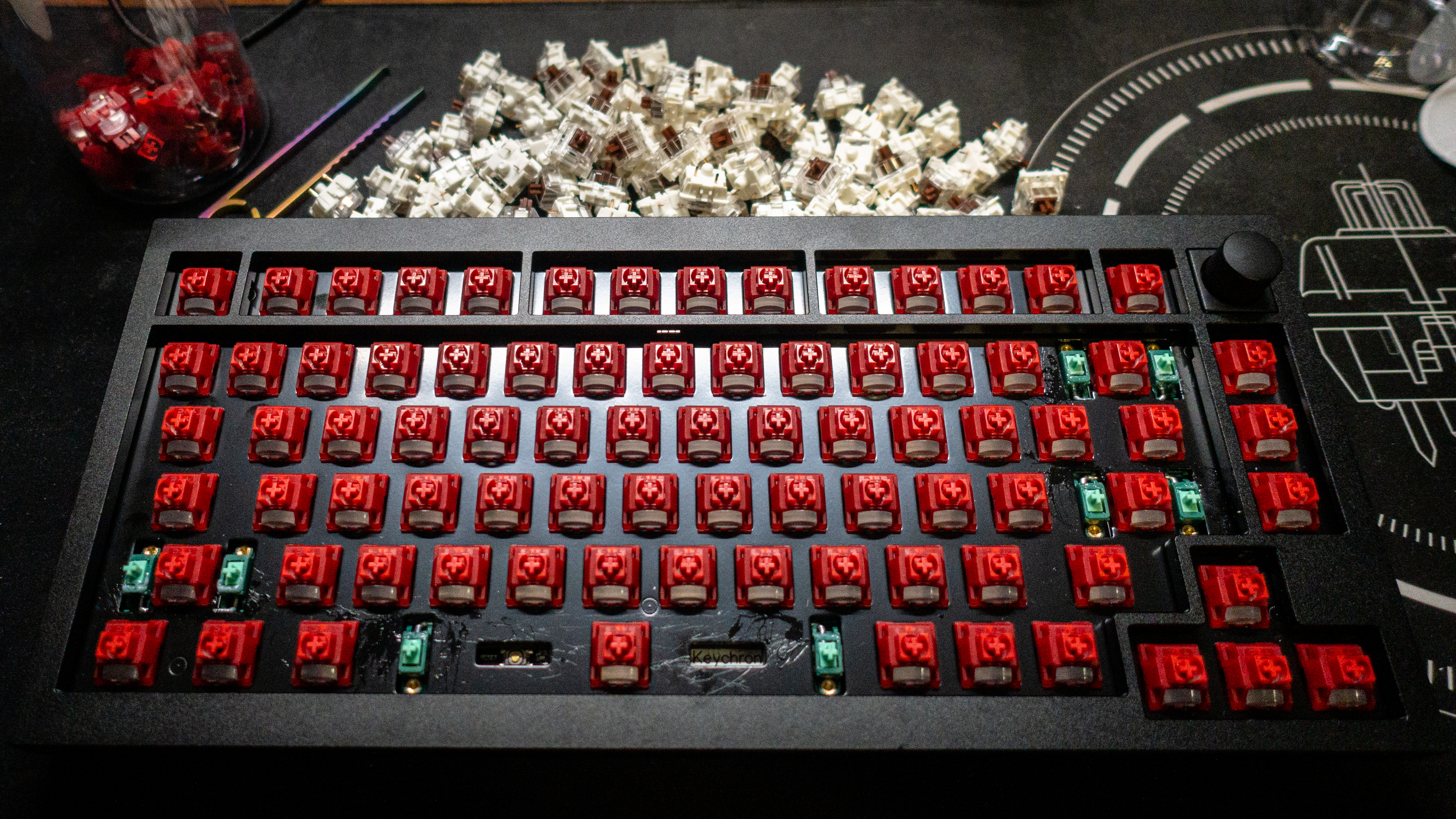 高度 pbt 双色闭口,遮光性不错最后跟京造 q1 兄弟同框(兄弟已换舷