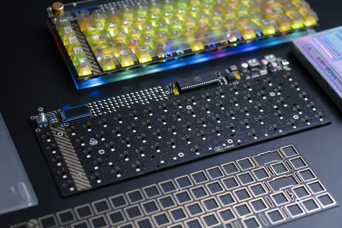 上架] Lele Y2K 76 - zFrontier 装备前线