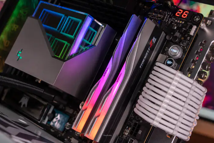 DDR5超频潜力窥探——芝奇Trident Z5 幻锋戟6800灯条开箱简测- zFrontier