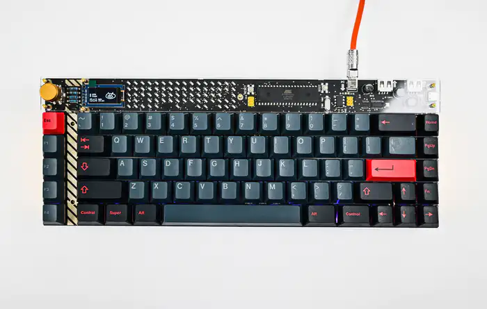 Lele76 Y2K x GMK Redline 热插拔客制化机械键盘- zFrontier 装备前线