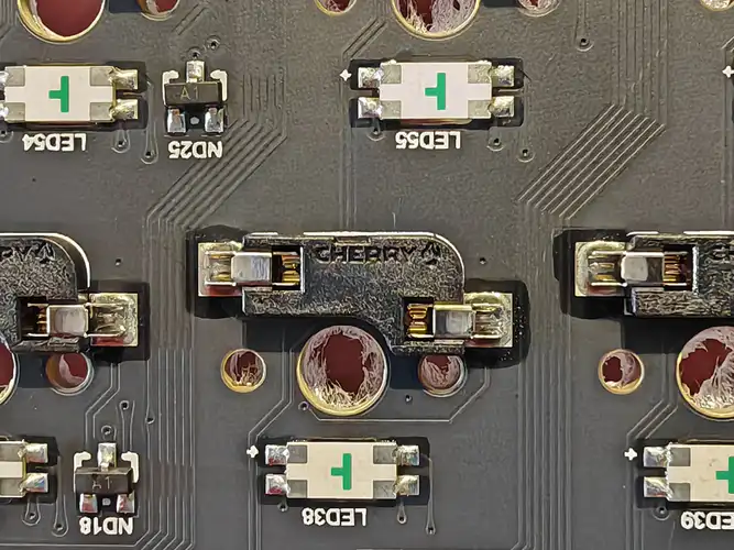 量产』Cherry MX8.3 | 听劝的键盘鼻祖，震撼升级！ - zFrontier 装备前线