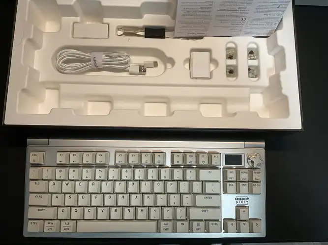 CHERRY MX8.3开箱体验- zFrontier 装备前线