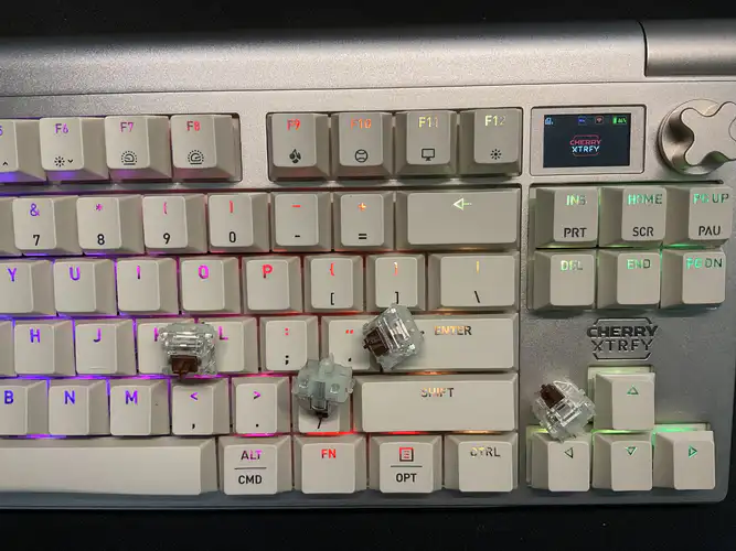 CHERRY MX8.3开箱体验- zFrontier 装备前线