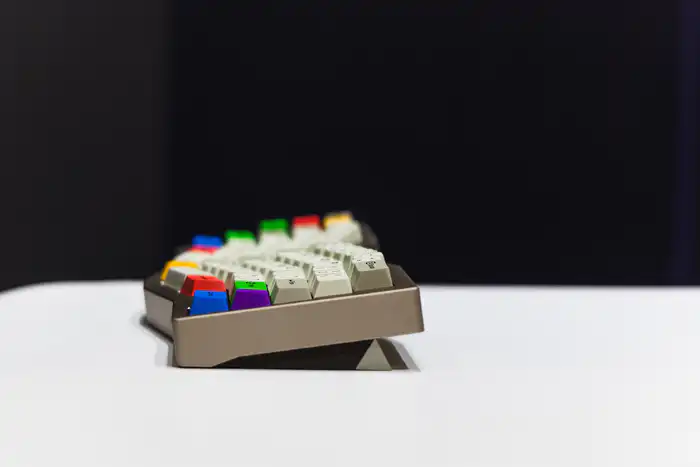 TGR x KLC x ZFX2025 Lena Mini 机械键盘套件- zFrontier 装备前线