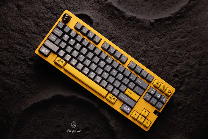 登月计划/gmk lunar & matrix/给你最亮眼的键盘- zFrontier 装备前线