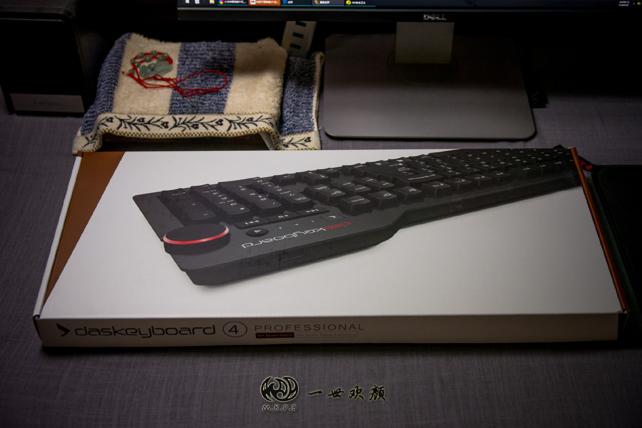 upload image