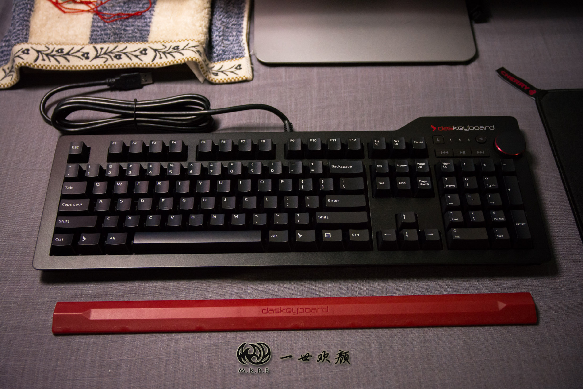upload image