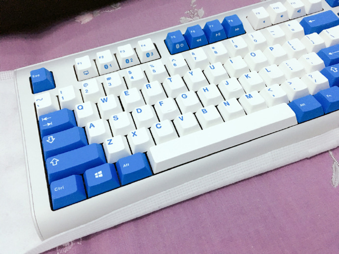 upload image